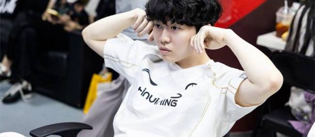 【一竞技】LOL：冒泡赛胜者组对决前瞻 IG和TES宿命对决！