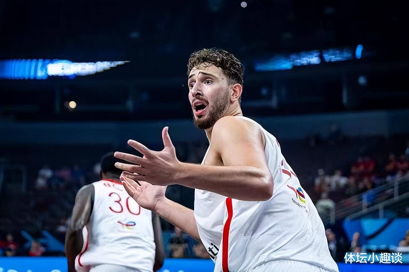 申京以49%票率领跑MVP,官方晒六项纪录数据,幕后英雄身份被认可