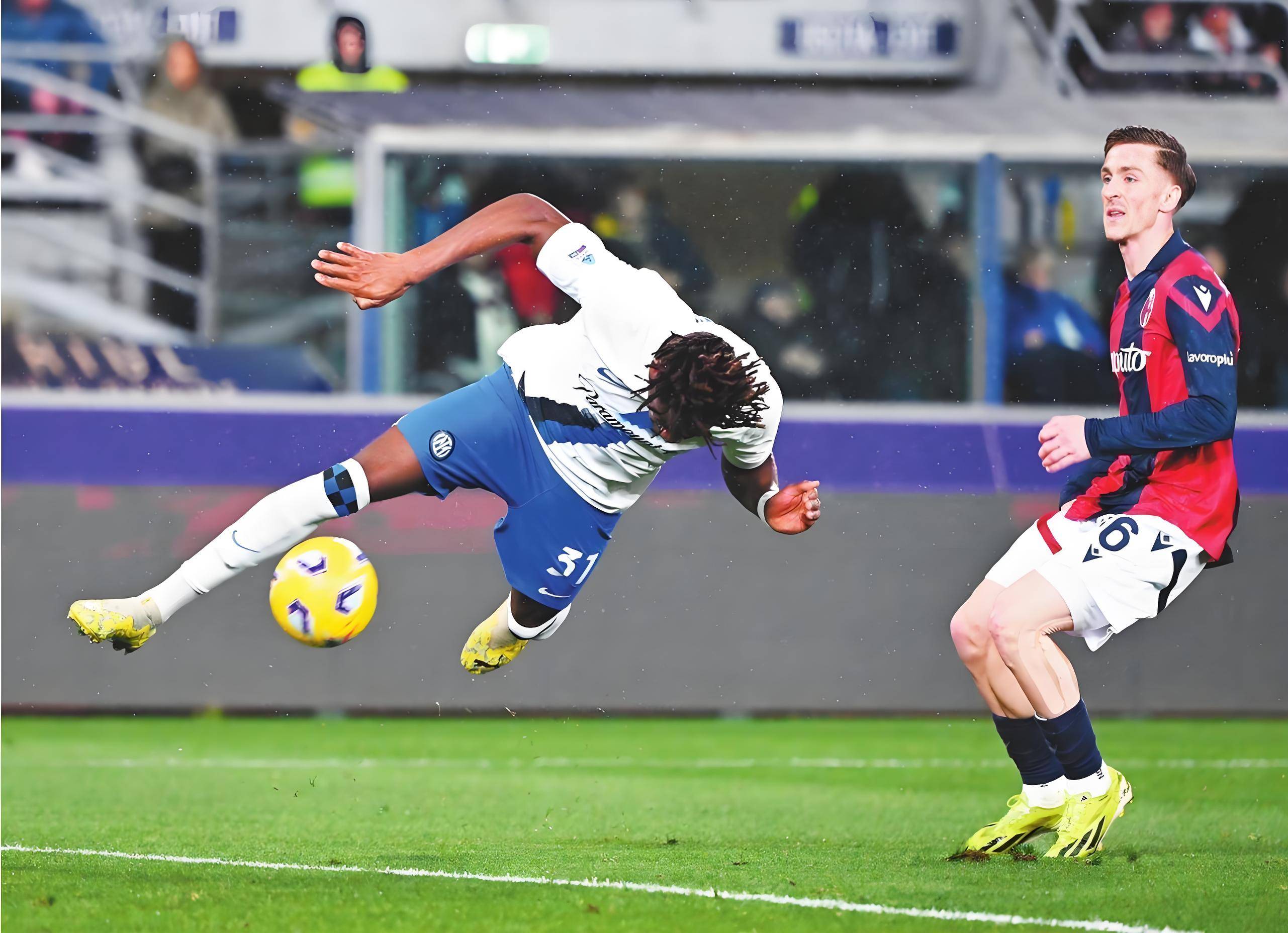 足球比赛回放系统使用效率评估：关键事件复核时间与比赛节奏影响